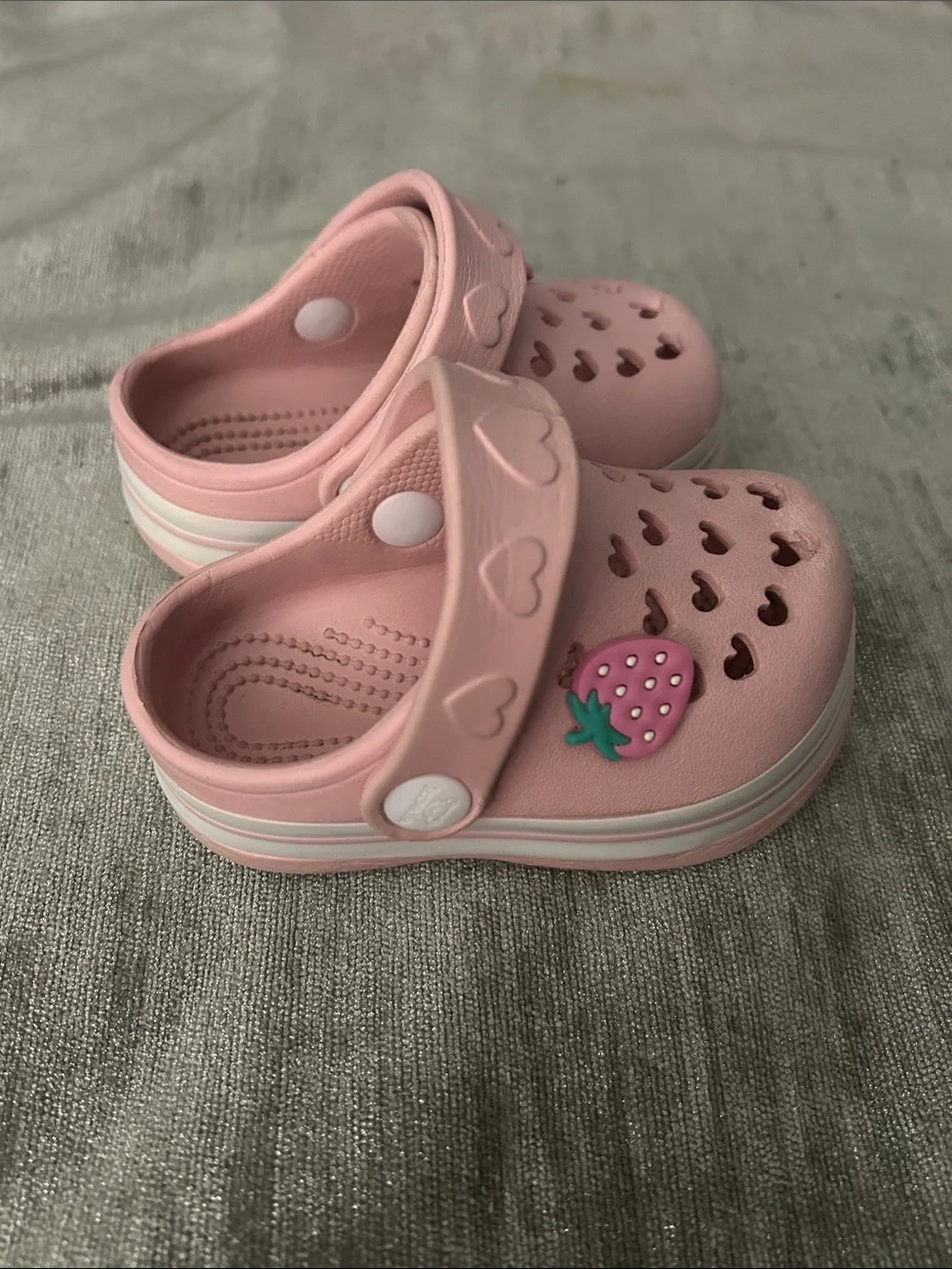 Kids Pink Heart-Detail Slip-On Clogs with Strawberry Charm
